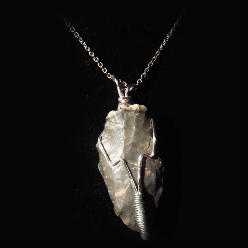 *HANDMADE* Arrowhead Wire Wrap Necklace